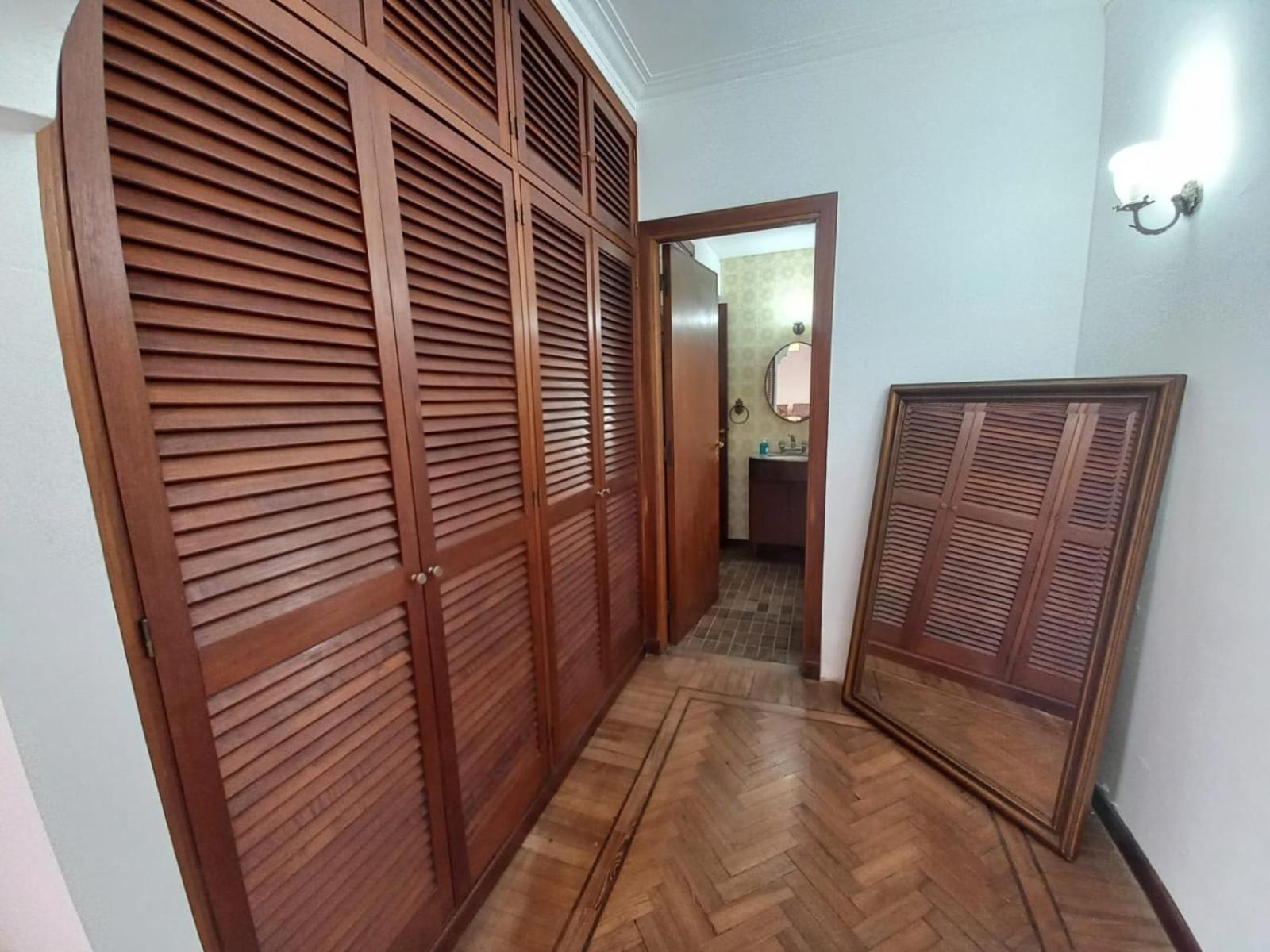 Casa Amplia 5 Personas Y Cochera, A Pasos Del Centro Holiday home La Plata